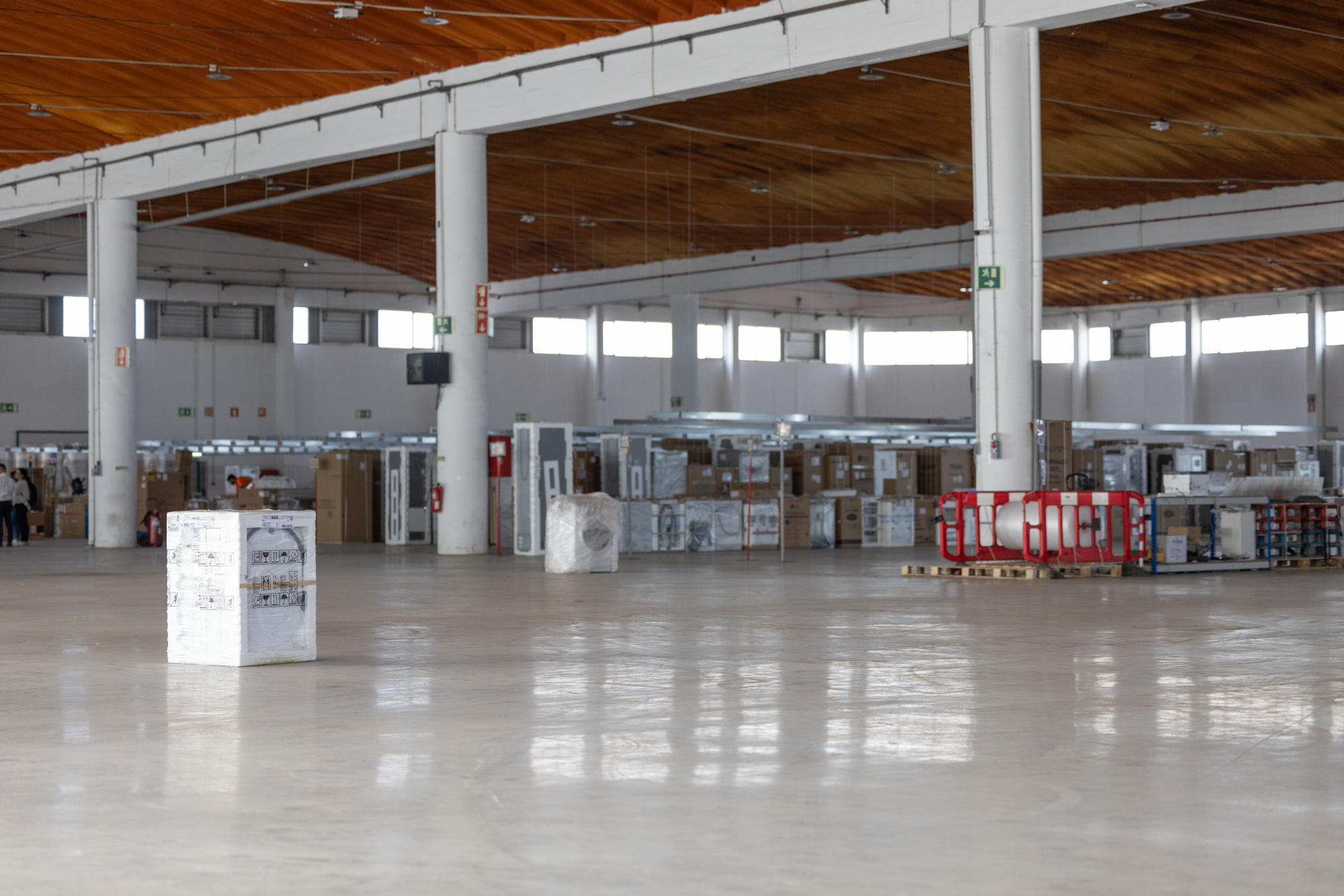 Distribution & logistics