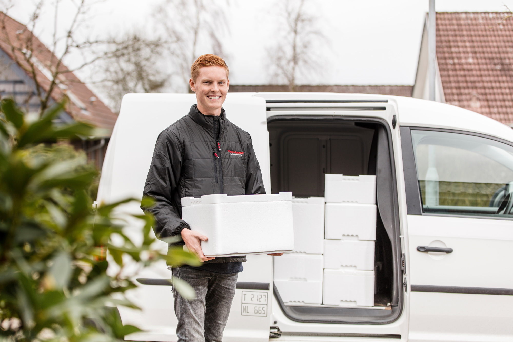 In cold-chain environments, packaging waste is also a handling and hygiene issue